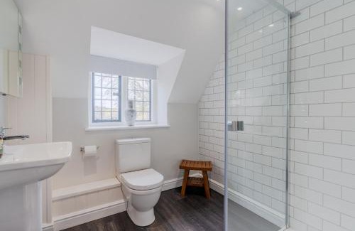 Burford Maison | Old Manse
