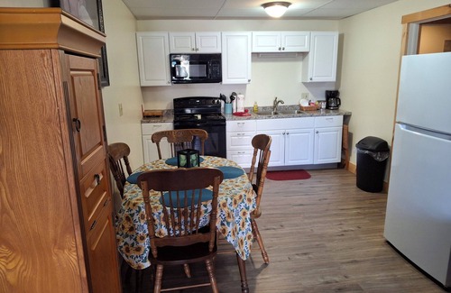 Olcott Appartement | Old Olcott Beach Firestation Guestrooms & Suites