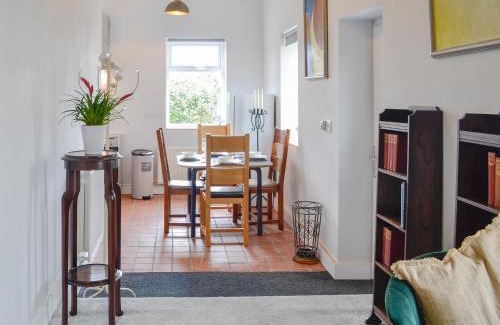 Cotehill Maison | Old Reading Room