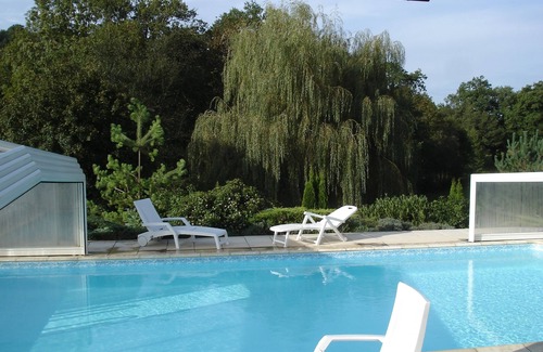 Mayrinhac-Lentour Maison | Gîte à la campagne avec sa piscine privée et couverte proche de Rocamadour