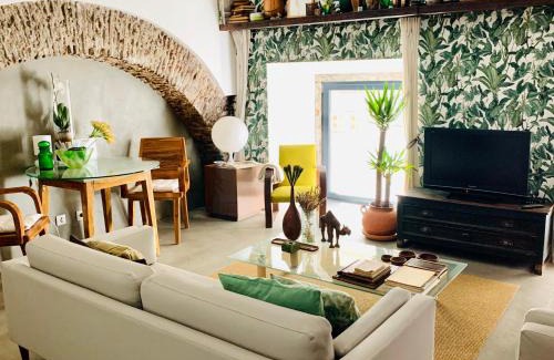 Sacramento Appartement | Old Stables Chiado - 1 bedroom in the green heart of Lisbon