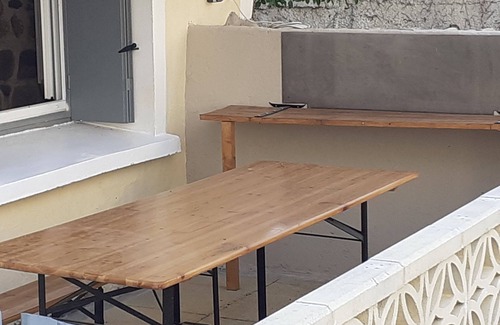 Quillan Maison | old stone village house