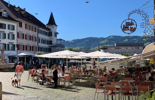 Rapperswil Appartement | Old Town Charm & Central Location in Rapperswil