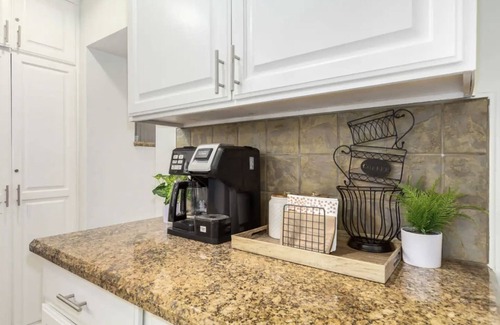 Scottsdale Estates Nine Maison | Old Town Escape|FREE Heated Pool & Spa|Sleeps 12