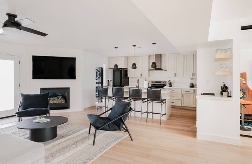 Park Scottsdale One Maison | Old Town Gem by Porter | Dog-Friendly Home w/Heated Pool and Arcade Games