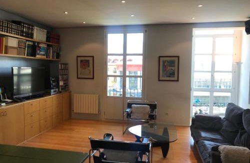 Bilbao la Vieja Appartement | Old Town & River (Casco Viejo Bilbao) E-BI 1138