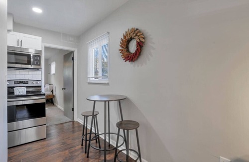 Franklin Park Appartement | Old Towne East - 1 BR Apt - Steps from E Market