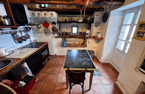 Najac Maison | Ancienne maison de ferme tradionnelle140m carrés habitable. vue imprenable.