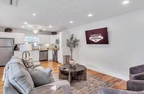 Starkville Maison | Old West Point Rd Cottage 2