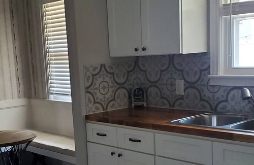 Concordia Maison | Olive Branch Cottage. Relax and rewind in this beautiful family oriented home.