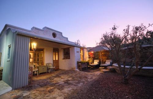 Montagu Maison | Olive Stone Farm Cottages