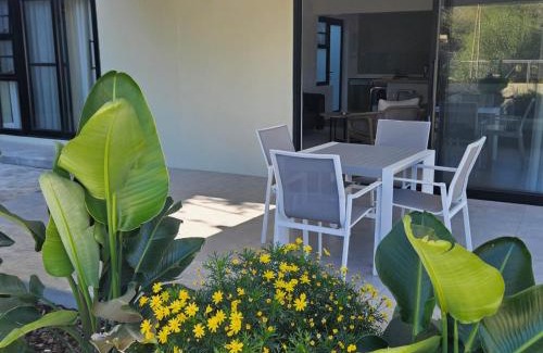 Omaheke Appartement | Olive Tree Cottage
