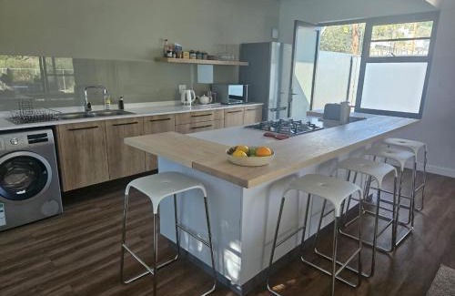 Omaheke Appartement | Olive Tree Cottage