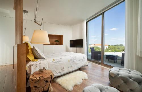 Fundao Maison | Oliveira House