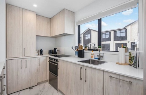 Trentham Maison | Oliver Oasis: Wellington 2BR Retreat