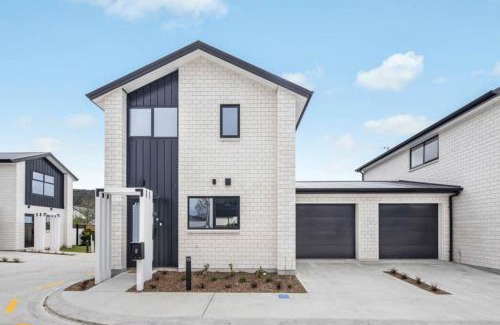 Trentham Maison | Oliver Oasis Wellington 2BR Retreat