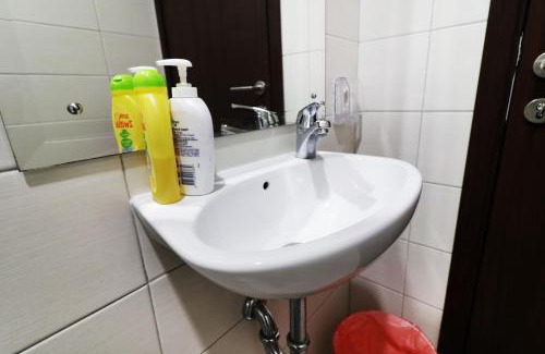 Bumi Serpong Damai Maison | Oliver's Guest House