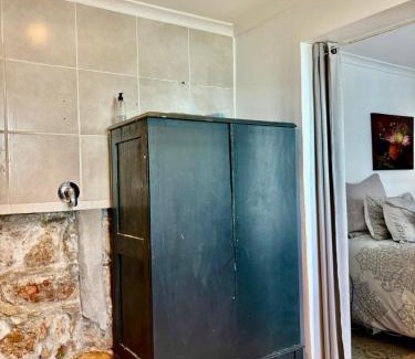 Glencairn Maison | Ollava Guesthouse