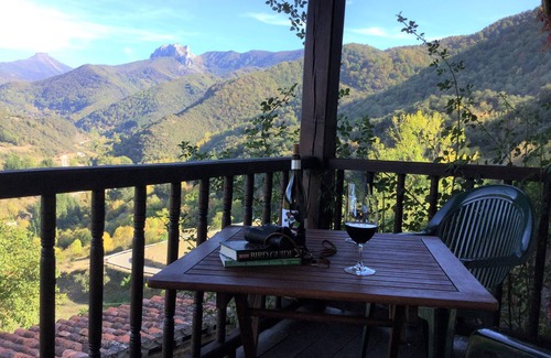 Basieda Appartement | Picos de Europa. Appartements spacieux. Détendez-vous avec des vues spectaculaires