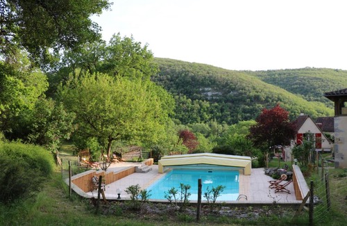 Espagnac-Sainte-Eulalie Lit Et Petit-Déjeuner | Oltarcie - Maison d'hôte avec piscine