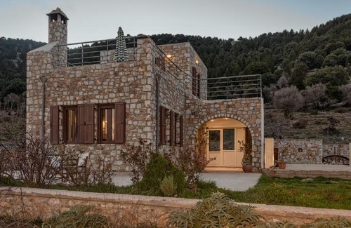 Agía Eiríni Maison | Omalos Gianni's House