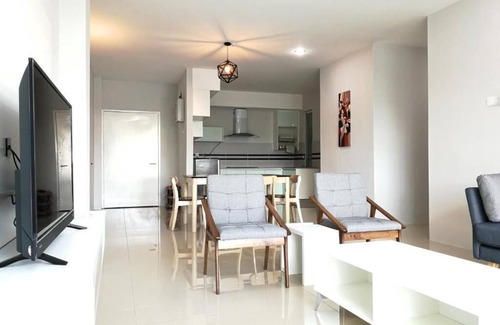 Kampung Raja Appartement | Omni Cassia Hill Resort