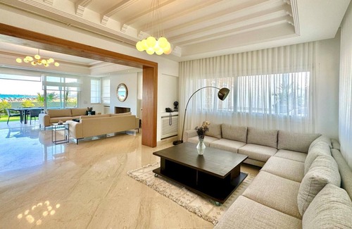 Amilcar Villa | Omnya Carthage Frontsea Luxury Villa