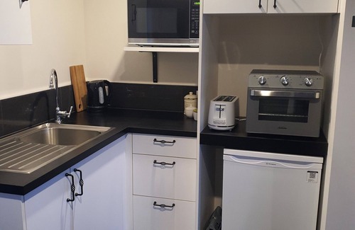 Omokoroa Maison | Omokoroa Sea View Apartment, peaceful, clean and comfortable