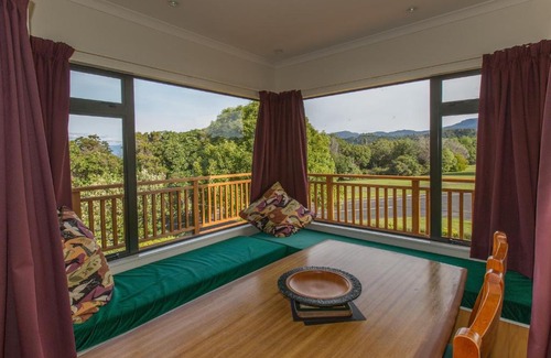 Omori Maison | Omori Lake Escape - Holiday Home