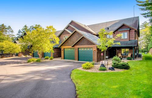 Eagle River Maison | On Da Water Copperwood unit #6