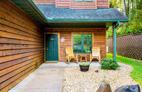 Eagle River Maison | On Da Water Copperwood unit #6