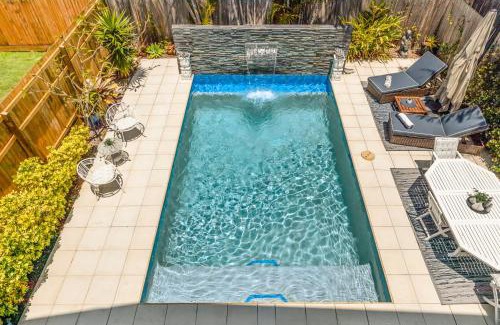 Lota Appartement | On Esplanade own flat & Pool, Manly cafe precinct
