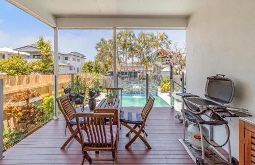Lota Appartement | On Esplanade own flat & Pool, Manly cafe precinct