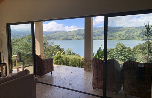 Arenal Maison | Sur le lac Arenal - Près de la Fortuna et du volcan Arenal - Wifi gratuit