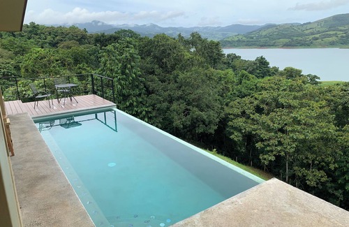 Arenal Maison | Sur le lac Arenal - Près de la Fortuna et du volcan Arenal - Wifi gratuit
