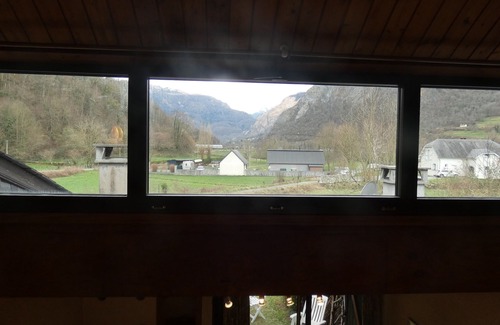 Aste-Beon Maison | en bordure d'une rivière avec vue sur la montagne avec terrasse de plein pied