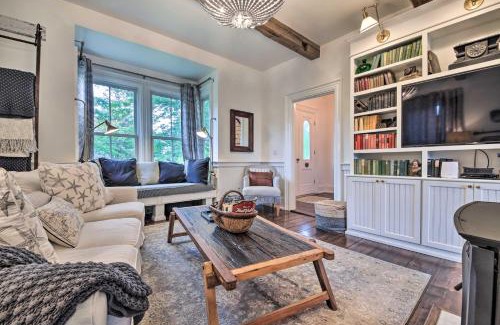 Jefferson Maison | On-Site Pond Spacious Family Home in Jefferson!