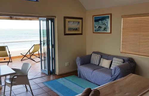 Paradise Beach Maison | On the Beach 2