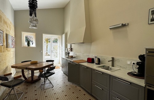 Bourg-sur-Gironde Appartement | On the corniche de la gironde one- or two-bedroom apartment