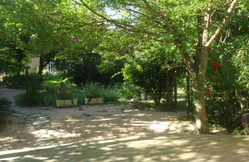 Brignoles Villa | En bordure de forêt, en Provence verte,