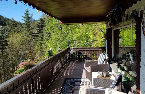 Unterweißbach Maison | En forêt avec de très belles vues panoramiques sur les 2 vallées