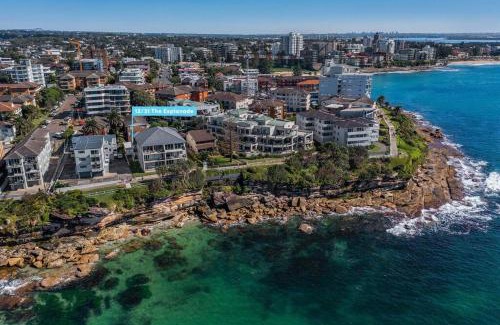 Cronulla Appartement | On The Esplanade - Close to beach & Cronulla mall with Aircon