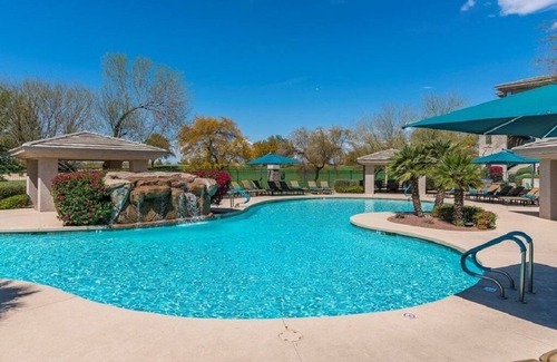 Kierland Appartement | On the Golf Couse! The Best of Kierland, walk to shops and restaurants