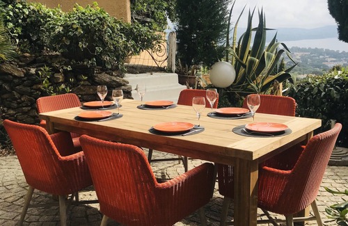 Cavalaire-sur-Mer Appartement | Sur les hauteurs de Cavalaire, appartement avec vue mer exceptionnelle