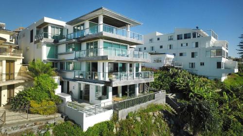 Yamba Appartement | On The Rocks - Beachfront To Convent Beach