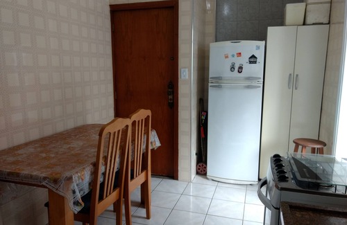 Boqueirao Appartement | Pied dans le sable et avec le meilleur emplacement de Praia Grande à Boqueirão
