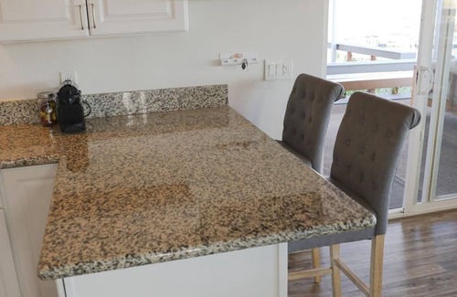 Needles Maison | On The Water in Havasu. 2 beds.