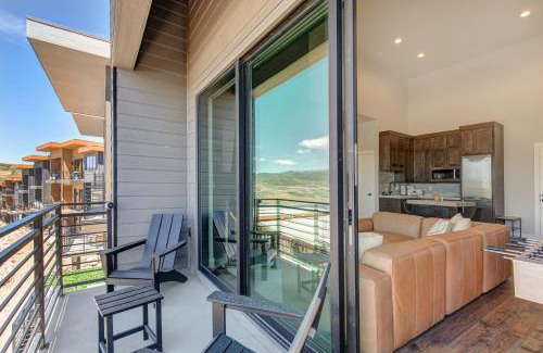 Hideout Maison | On Top of the Mountains - Unit A