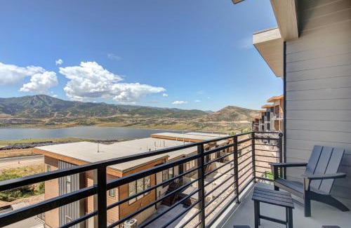 Hideout Maison | On Top of the Mountains - Unit A