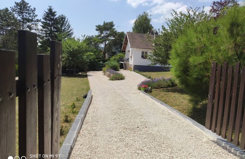 Fleurey-sur-Ouche Maison | En vacances ou pour une halte!